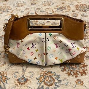 Pre-loved Authentic Vintage Louis Vuitton Judy Bag MM